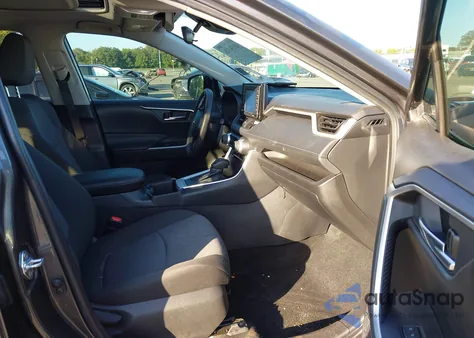 2022 Toyota Rav4 Xle из США, поврежденный, VIN 2T3W1RFV3NC196552